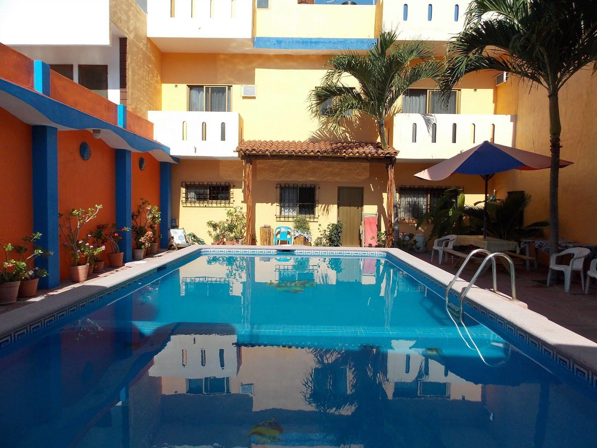 Bahia Hotel Barra de Navidad Exterior foto